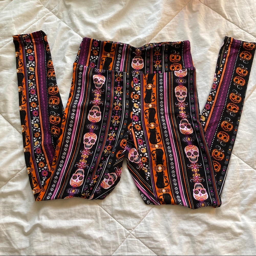 No Boundaries Halloween Leggings